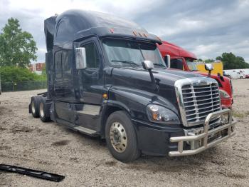  Salvage Freightliner Cascadia 1