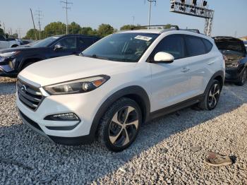  Salvage Hyundai TUCSON