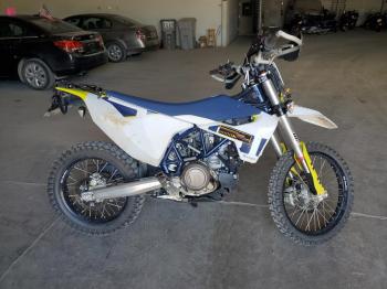  Salvage Husqvarna Motorcycle