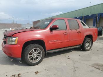  Salvage Chevrolet Avalanche