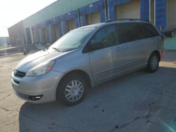  Salvage Toyota Sienna