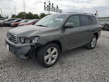  Salvage Toyota Highlander