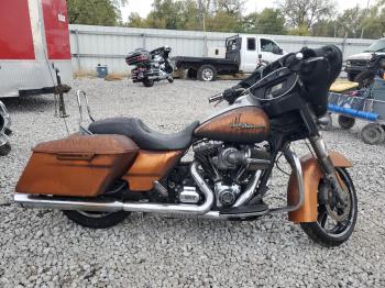  Salvage Harley-Davidson Fl