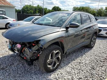  Salvage Hyundai TUCSON