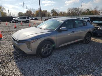  Salvage Kia K4 Lx