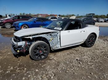  Salvage FIAT 124 Spider