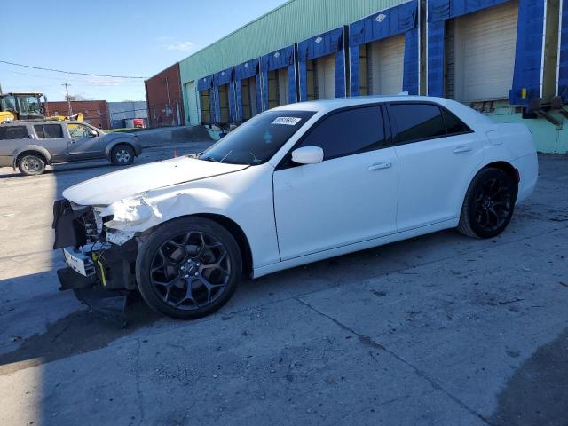  Salvage Chrysler 300