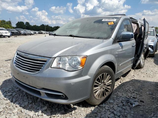  Salvage Chrysler Minivan