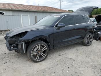  Salvage Porsche Cayenne