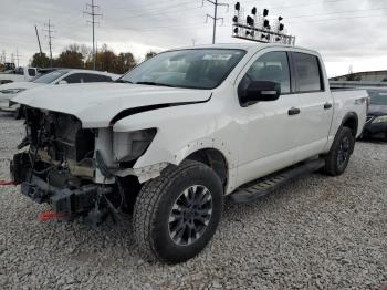  Salvage Nissan Titan