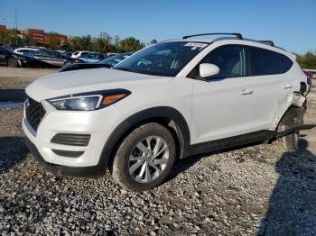  Salvage Hyundai TUCSON