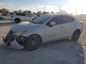  Salvage Toyota Yaris