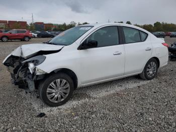  Salvage Nissan Versa