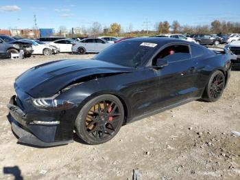  Salvage Ford Mustang