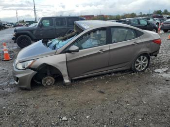  Salvage Hyundai ACCENT