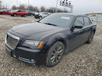  Salvage Chrysler 300