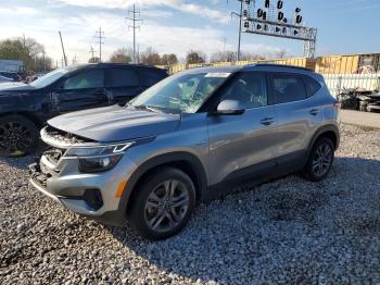  Salvage Kia Seltos