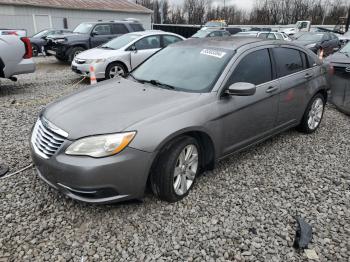  Salvage Chrysler 200