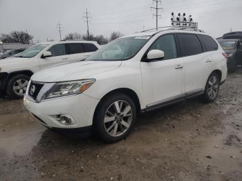  Salvage Nissan Pathfinder