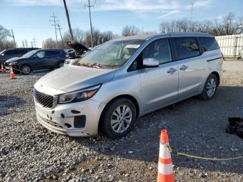  Salvage Kia Sedona