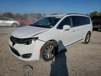  Salvage Chrysler Pacifica