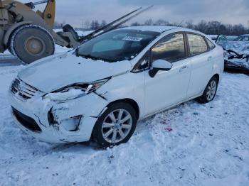  Salvage Ford Fiesta