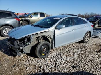  Salvage Hyundai SONATA