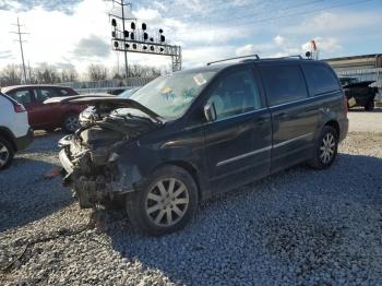  Salvage Chrysler Minivan