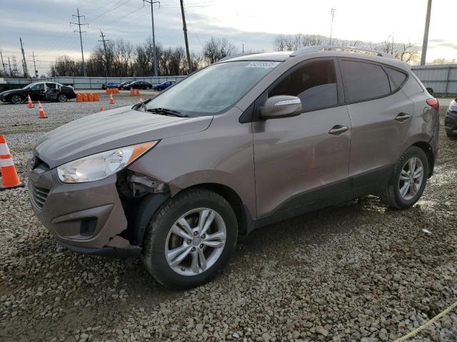  Salvage Hyundai TUCSON