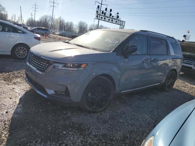  Salvage Kia Carnival