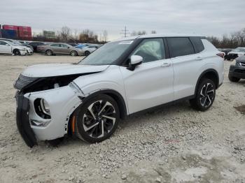  Salvage Mitsubishi Outlander