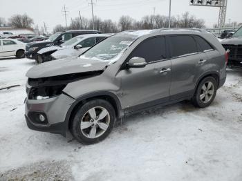  Salvage Kia Sorento