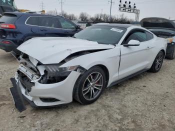  Salvage Ford Mustang