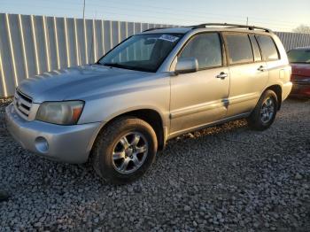  Salvage Toyota Highlander