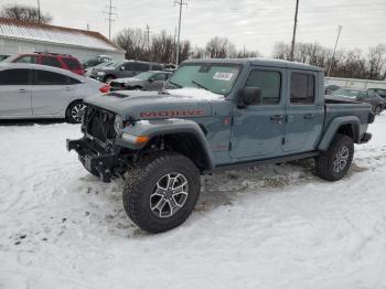  Salvage Jeep Gladiator