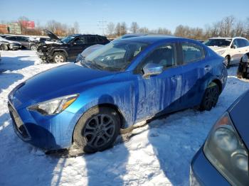  Salvage Toyota Yaris