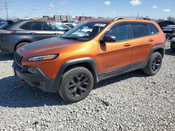  Salvage Jeep Cherokee