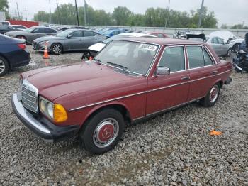  Salvage Mercedes-Benz 300-Class