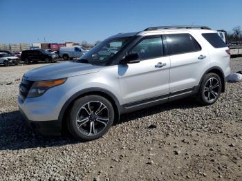  Salvage Ford Explorer