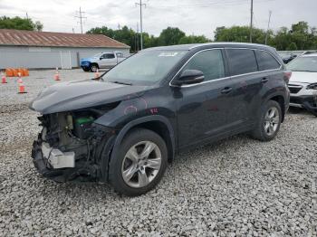  Salvage Toyota Highlander