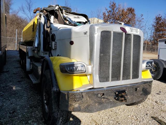 Salvage Peterbilt 388