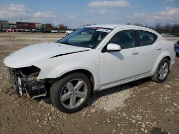  Salvage Dodge Avenger