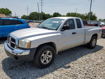  Salvage Dodge Dakota