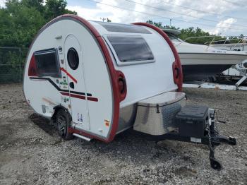  Salvage Nuwa Camper
