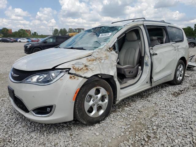  Salvage Chrysler Pacifica