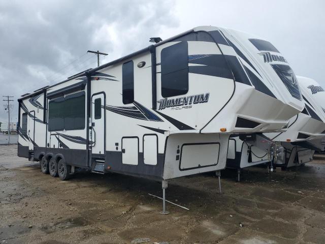  Salvage Gran 5th Wheel