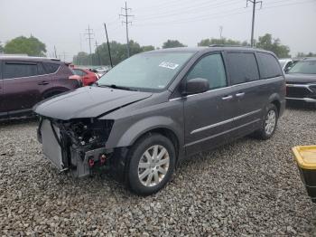  Salvage Chrysler Minivan