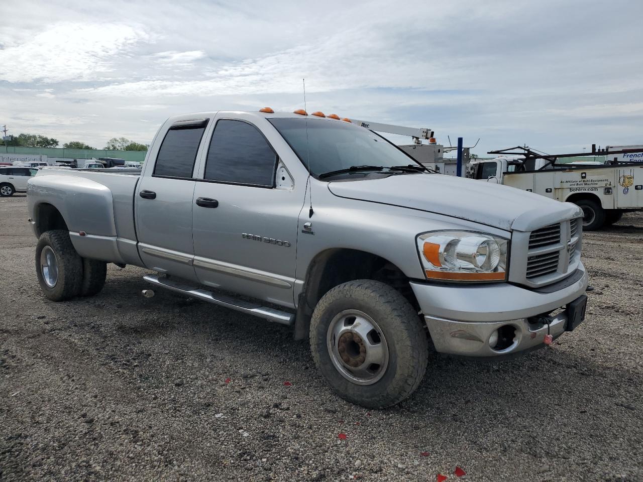 Dodge Ram 3500 St Image 12