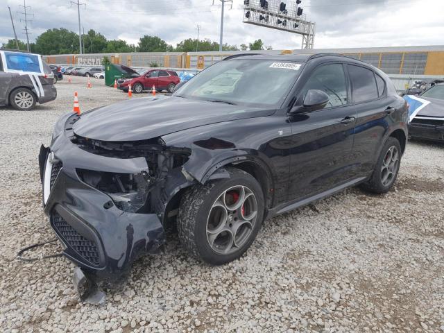  Salvage Alfa Romeo Stelvio
