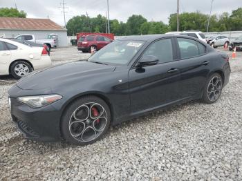  Salvage Alfa Romeo Giulia Sup
